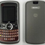 Первый iDEN-телефон от Motorola c QWERTY-клавиатурой 